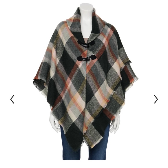 Apt. 9 Sweaters - Apt 9 Sweater Poncho with 2 large buttons in front